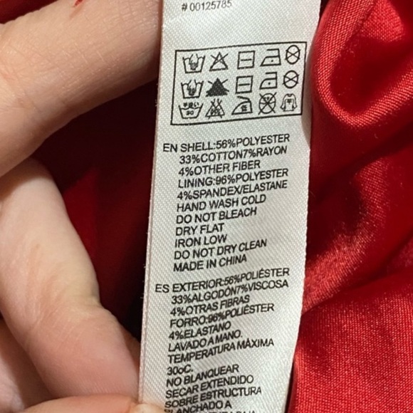 Forever 21 red and white Aztec boho embroidered shorts - Picture 5 of 7